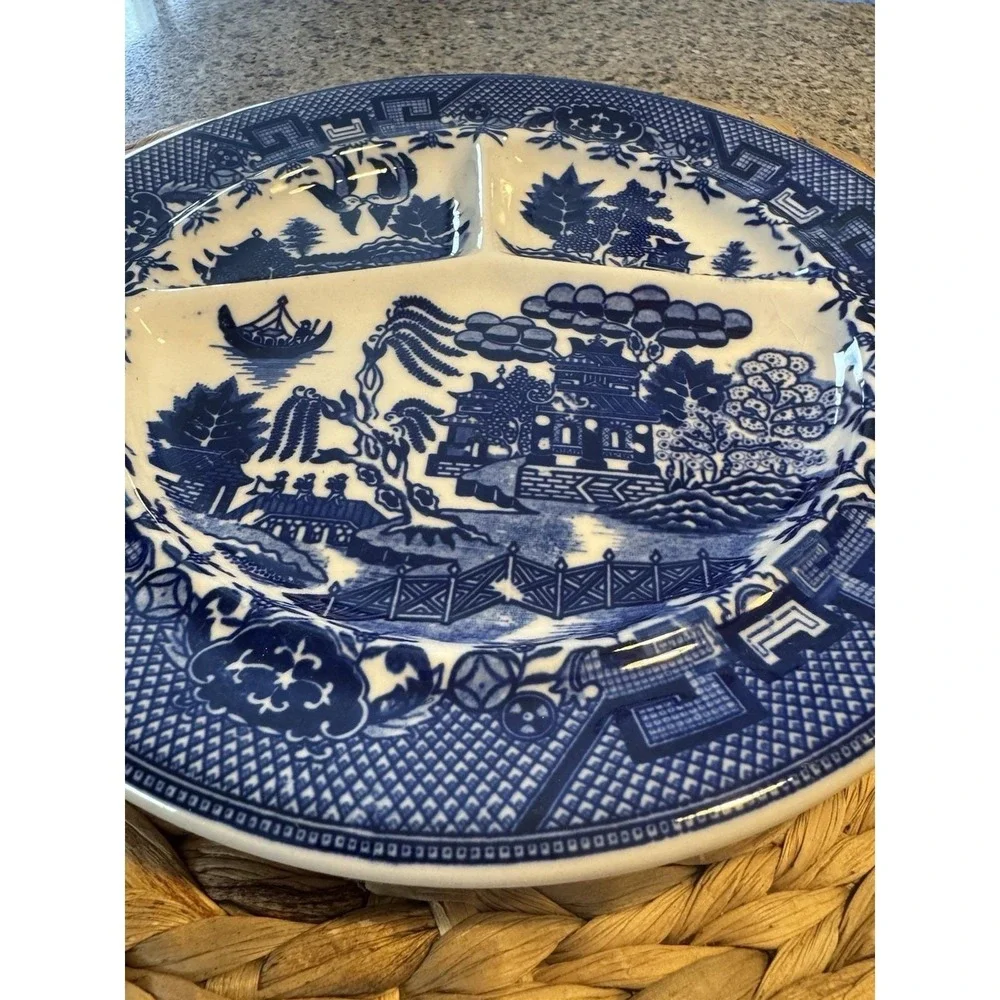 Vintage Moriyami Made In Japan Blue Willow Divided plate 10 1/4